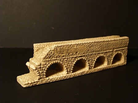roman aqueduct model